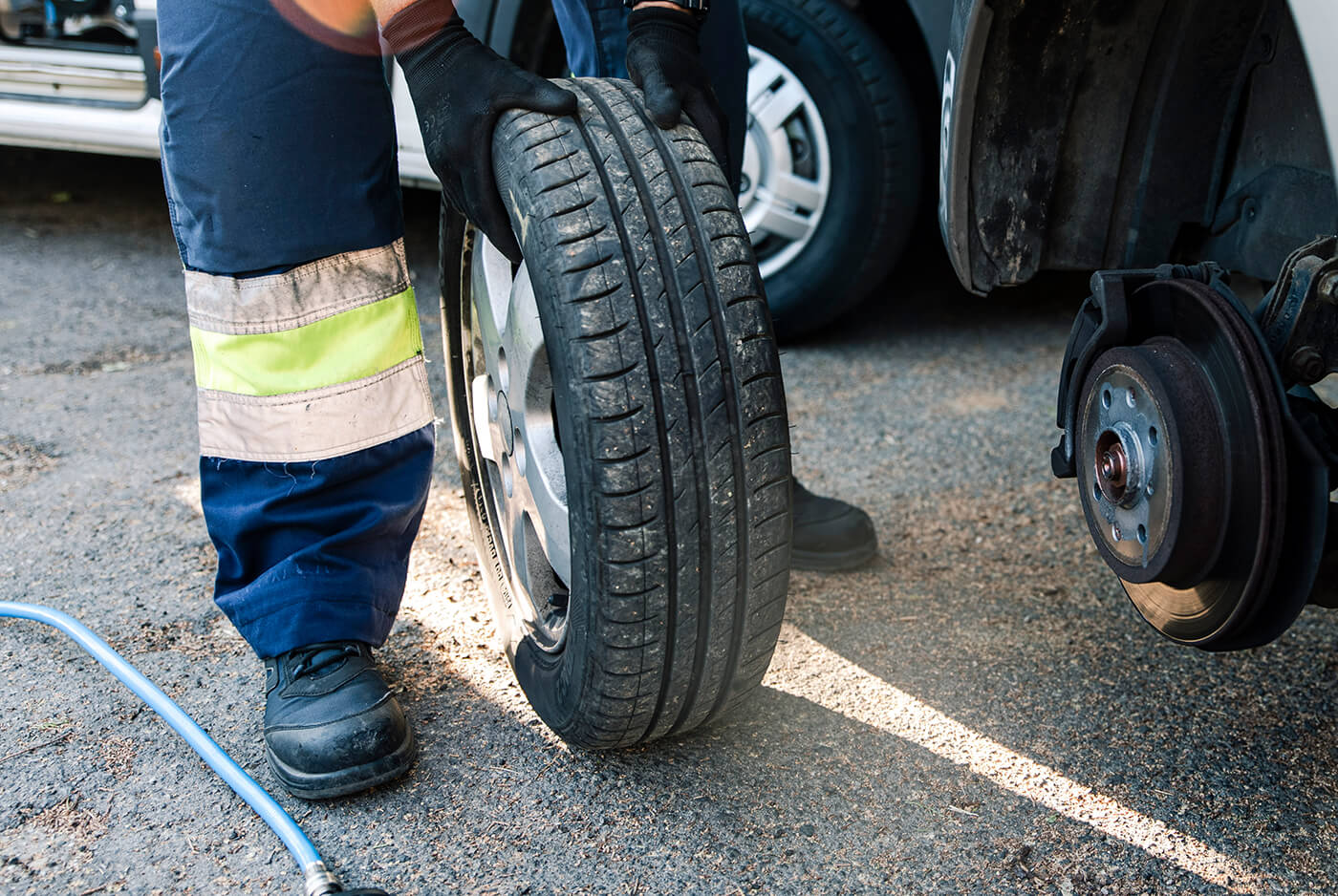 Mobil selejt gumi elszállítás